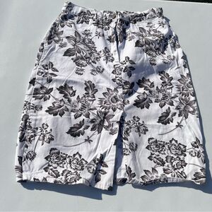 Floral Pencil Skirt - Black and White
